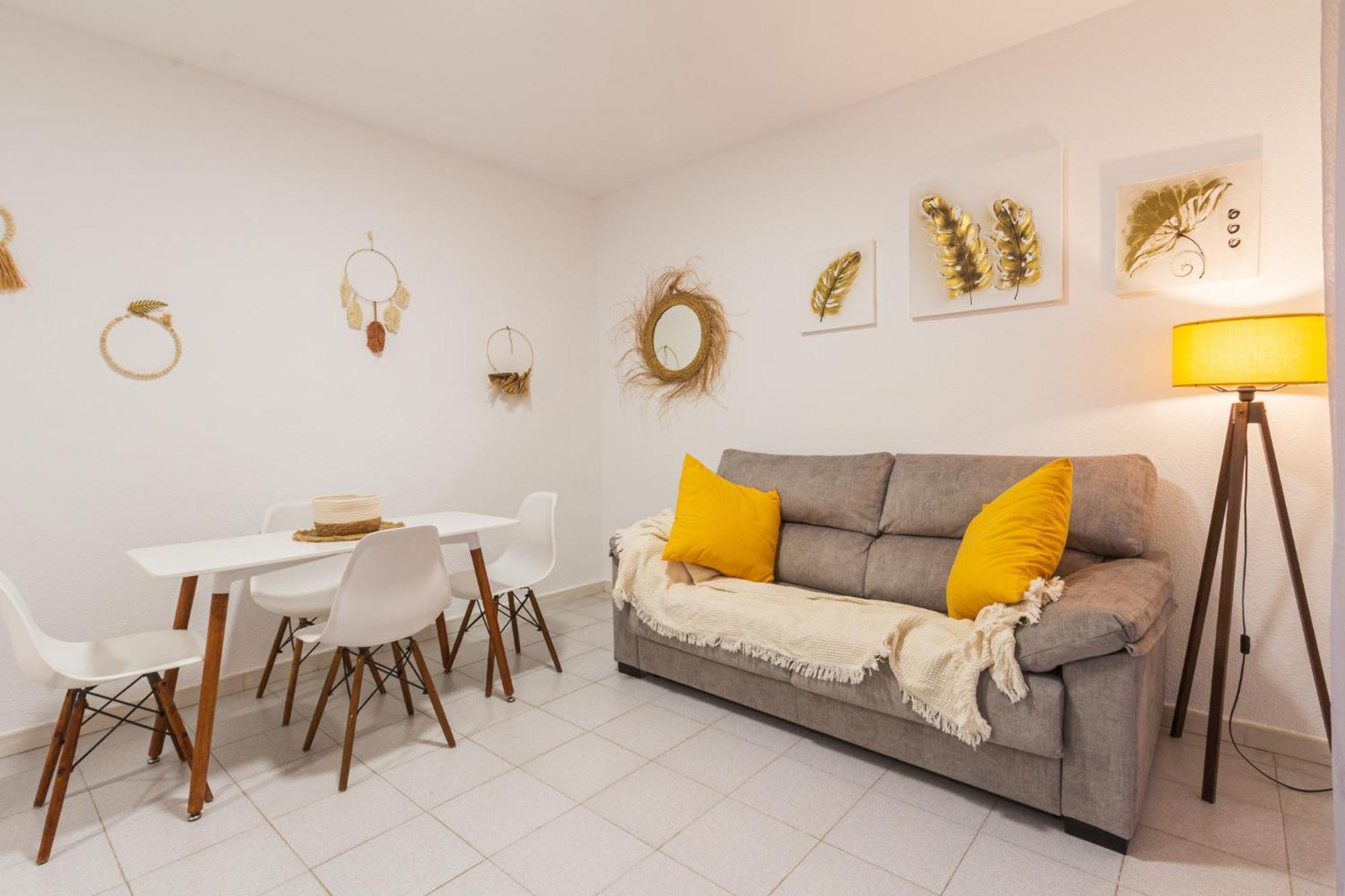 Menabrea Holiday House Near The Beach And Airport Santa Pola Luaran gambar