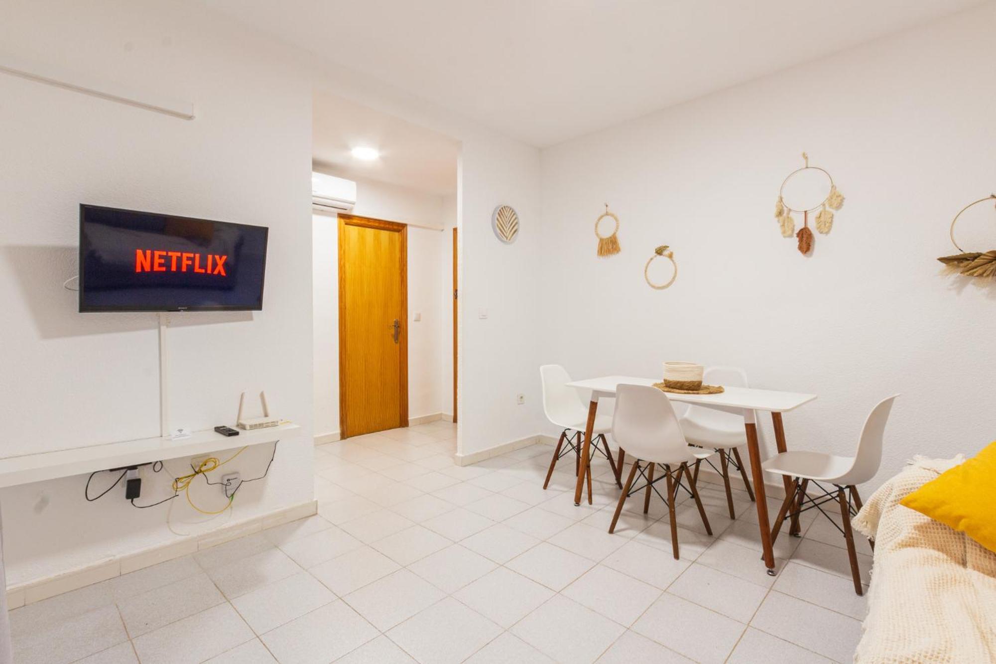 Menabrea Holiday House Near The Beach And Airport Santa Pola Luaran gambar